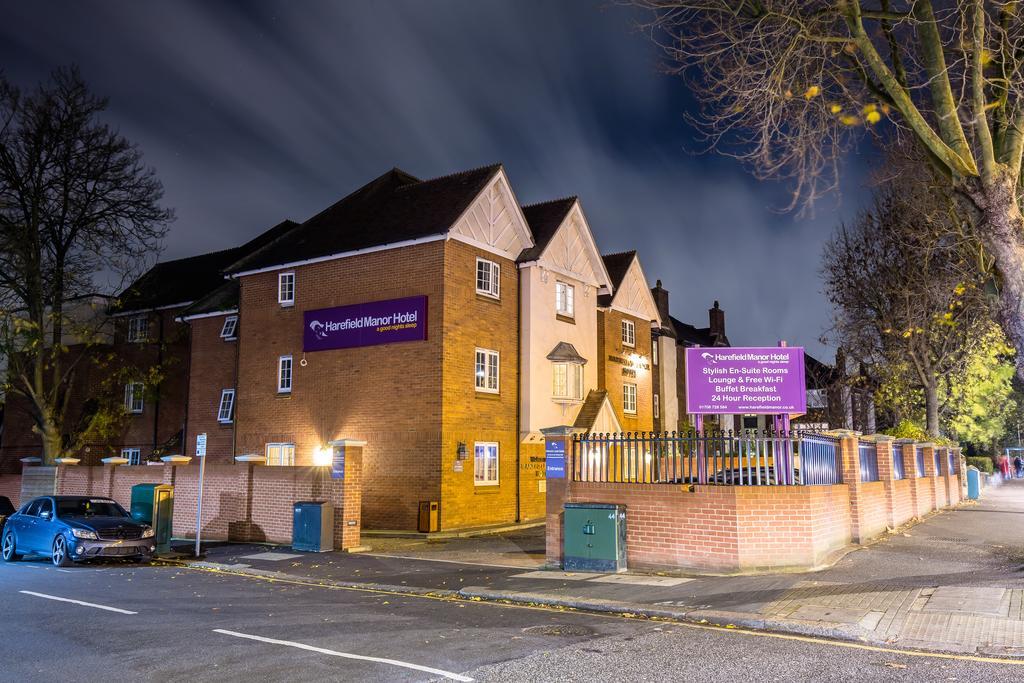 Harefield Manor Hotel Romford Bagian luar foto