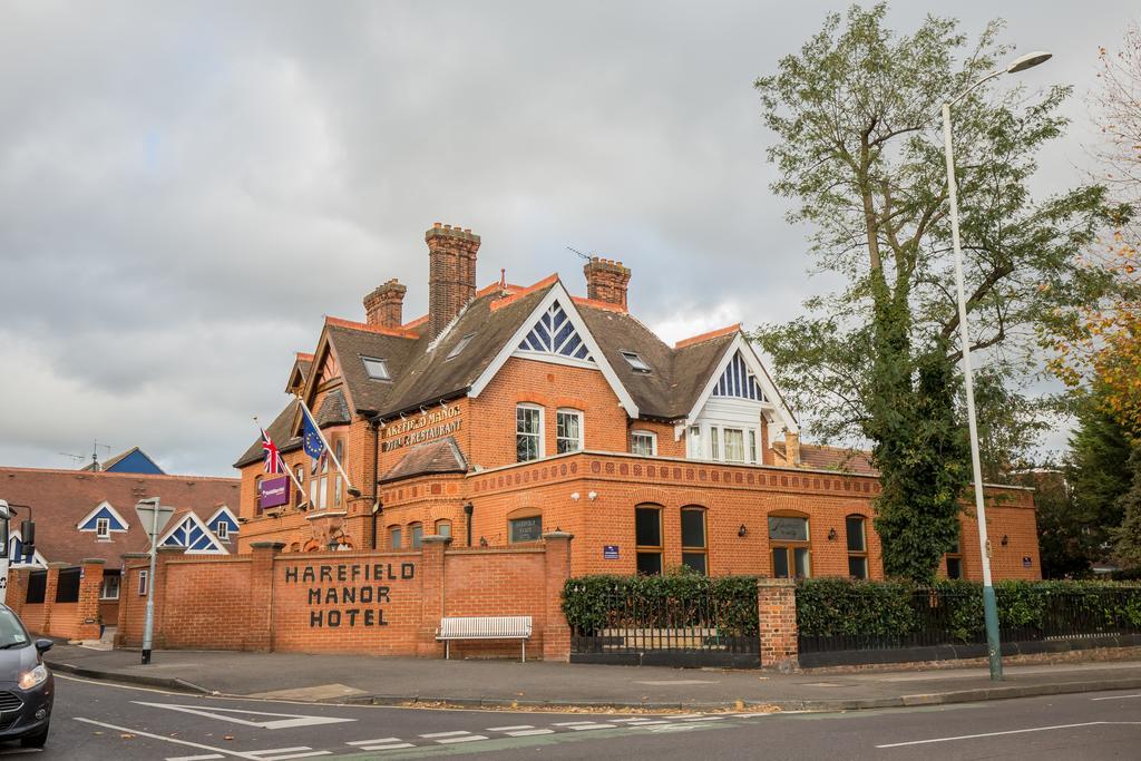 Harefield Manor Hotel Romford Bagian luar foto